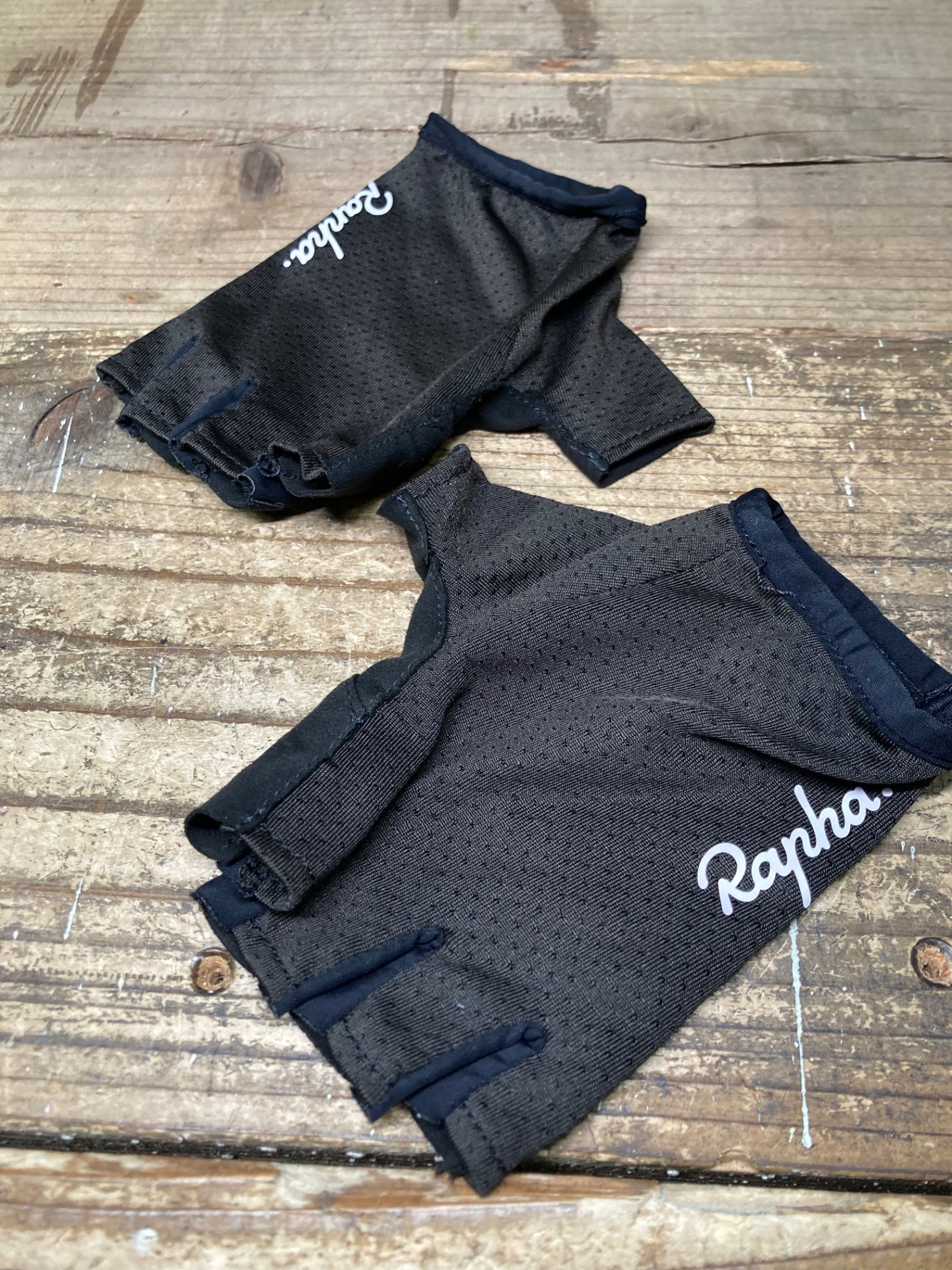 JB118 ラファ Rapha CORE MITTS 指切り グローブ 黒