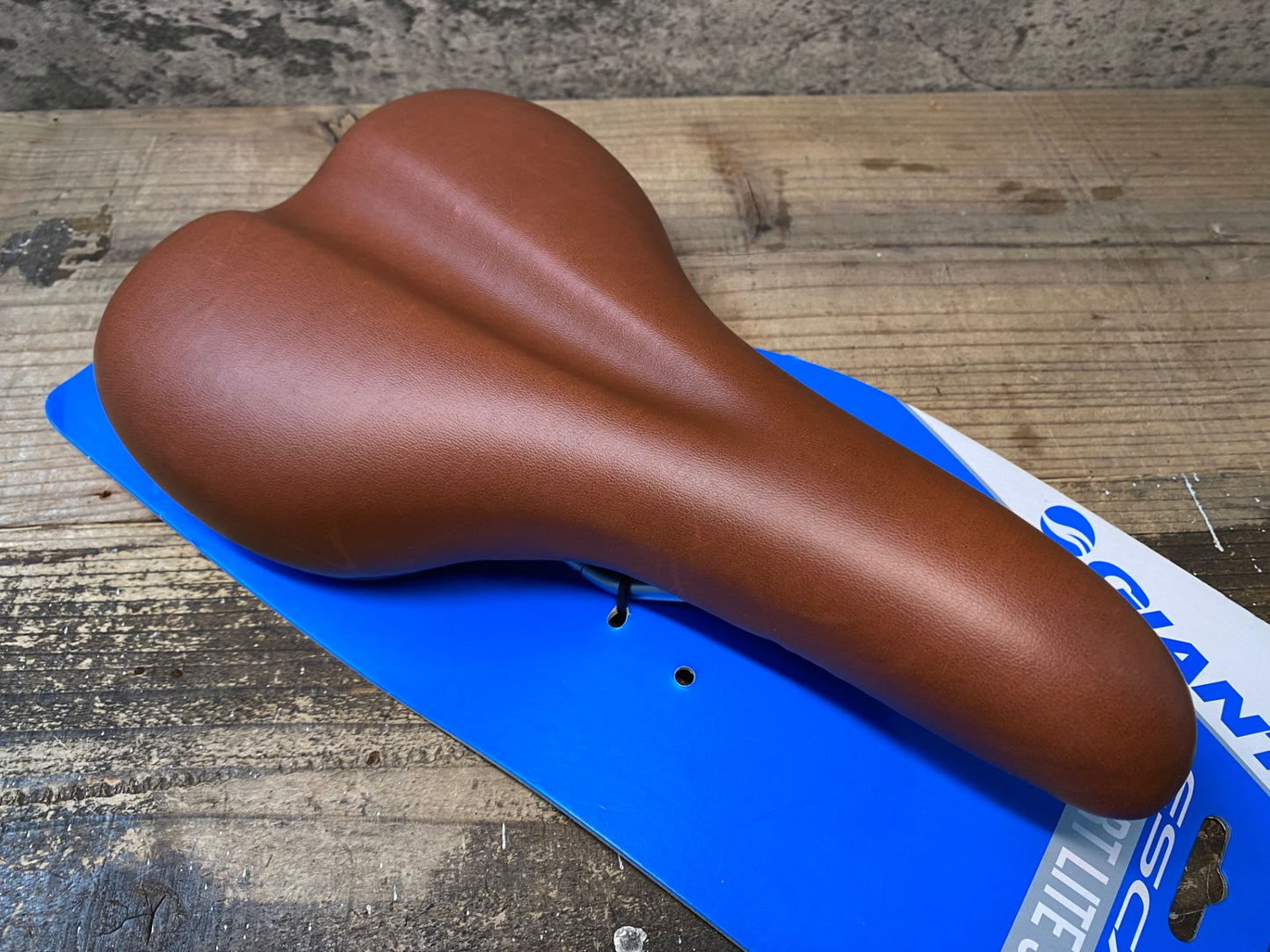 IV998 ジャイアント GIANT COMFORT LITE SADDLE サドル ブラウン クロモリレール