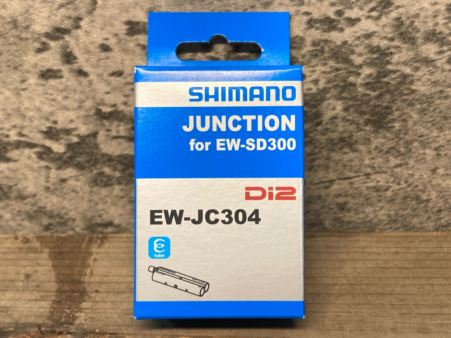 IQ058 シマノ SHIMANO EW-JC304 ジャンクション 4ポート Di2 電動