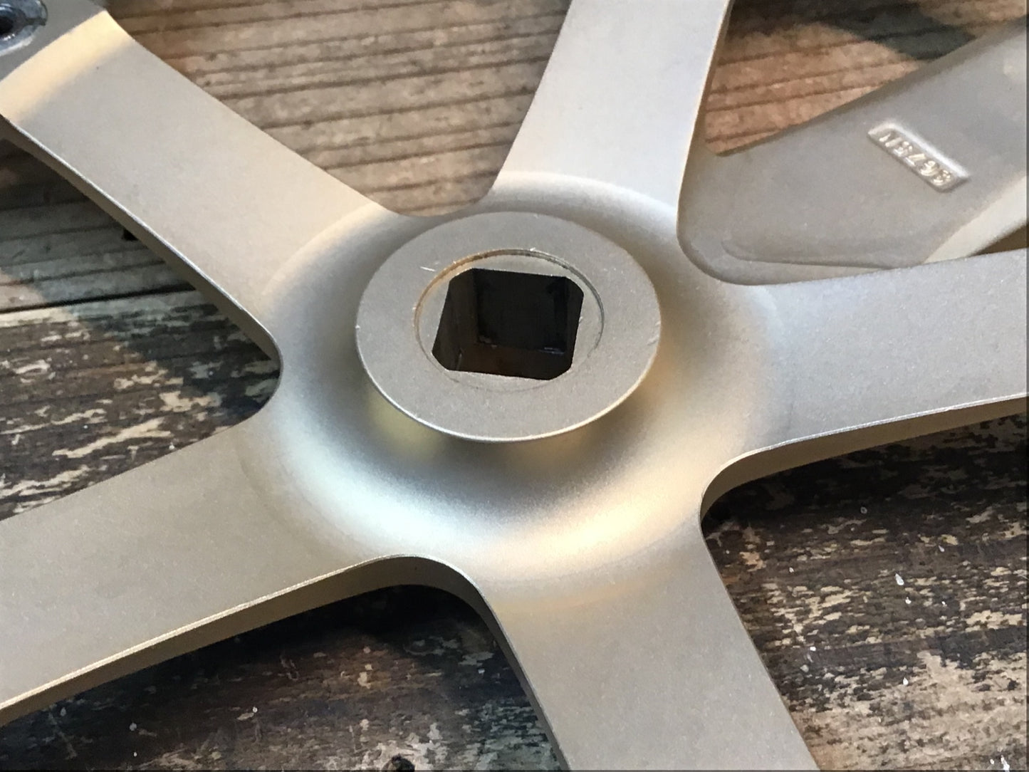 IK794 スギノ SUGINO ゴールド グランドマイティ SG75 GRAND MIGHTY クランクセット NJS 172.5cm PCD144 ピスト 競輪