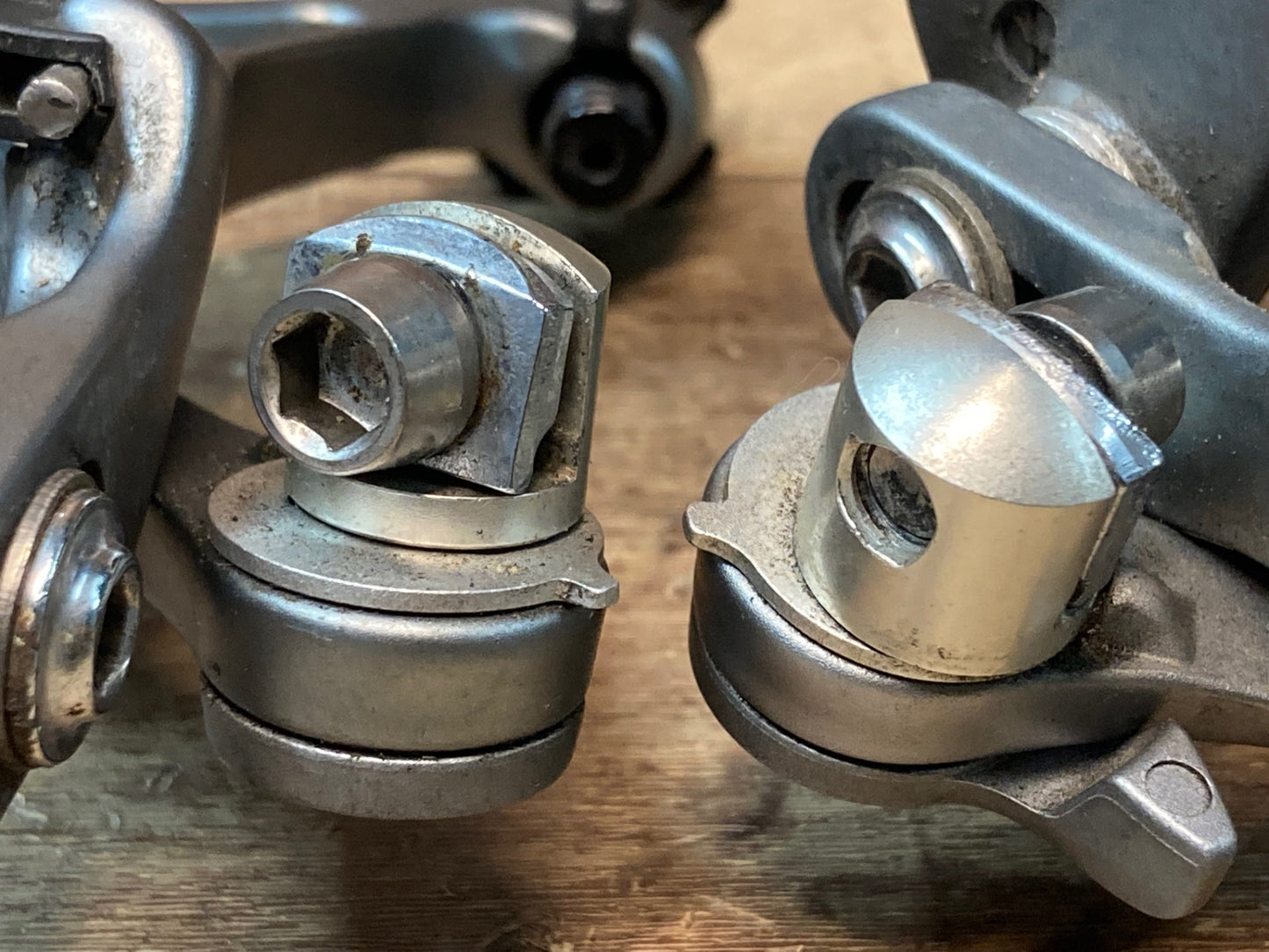 IM380 シマノ SHIMANO アルテグラ ULTEGRA BR-6700 ブレーキキャリパー