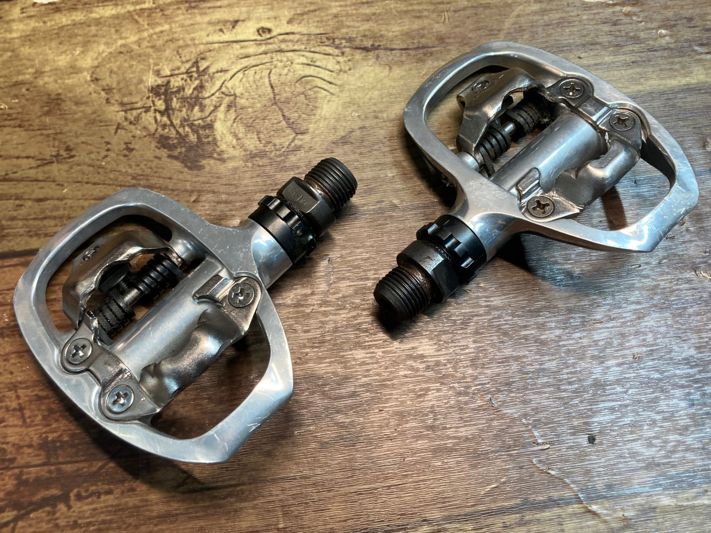 IQ397 シマノ SHIMANO PD-A520 ビンディングぺダル SPD シルバー