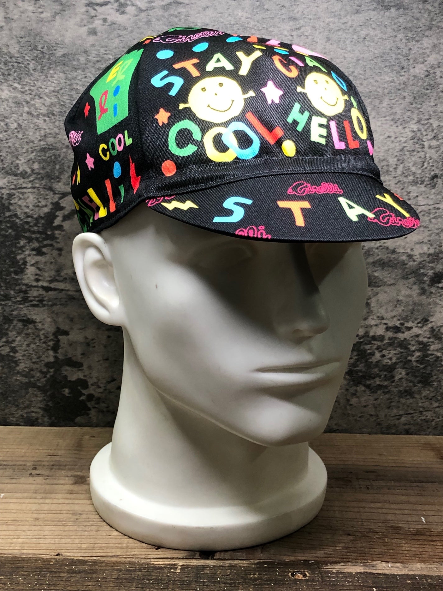 IN190 チネリ Cinelli サイクルキャップ 黒 総柄