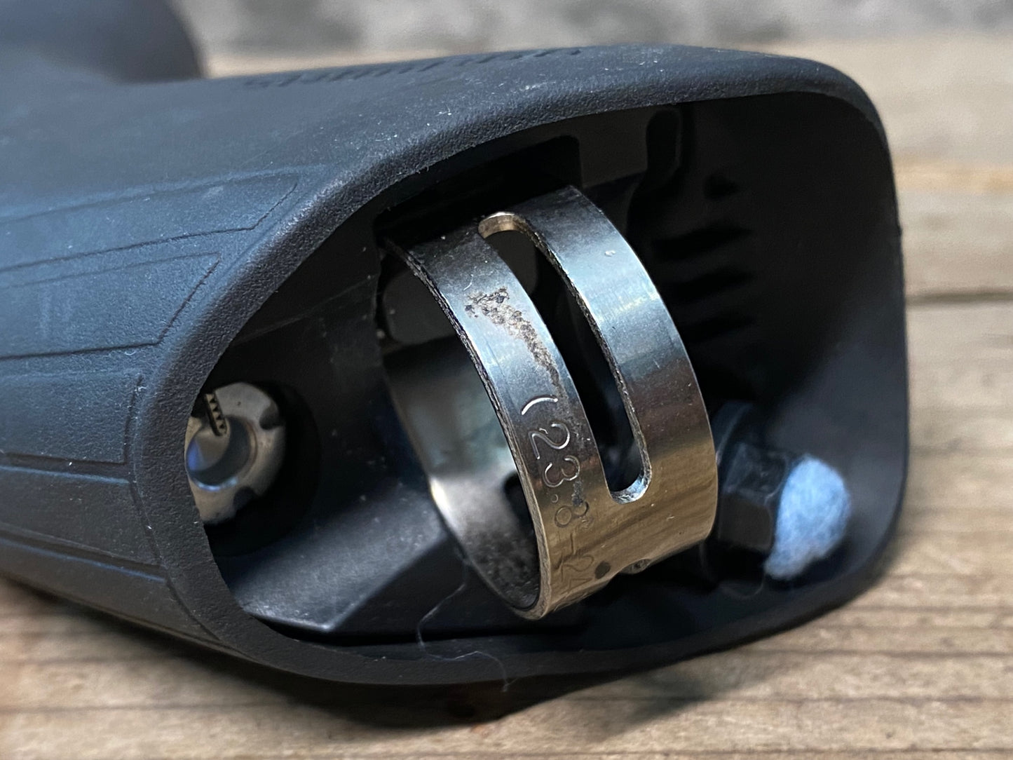 IT146 シマノ SHIMANO 105 ST-R7020 STIレバー 油圧ディスク 2S 左のみ