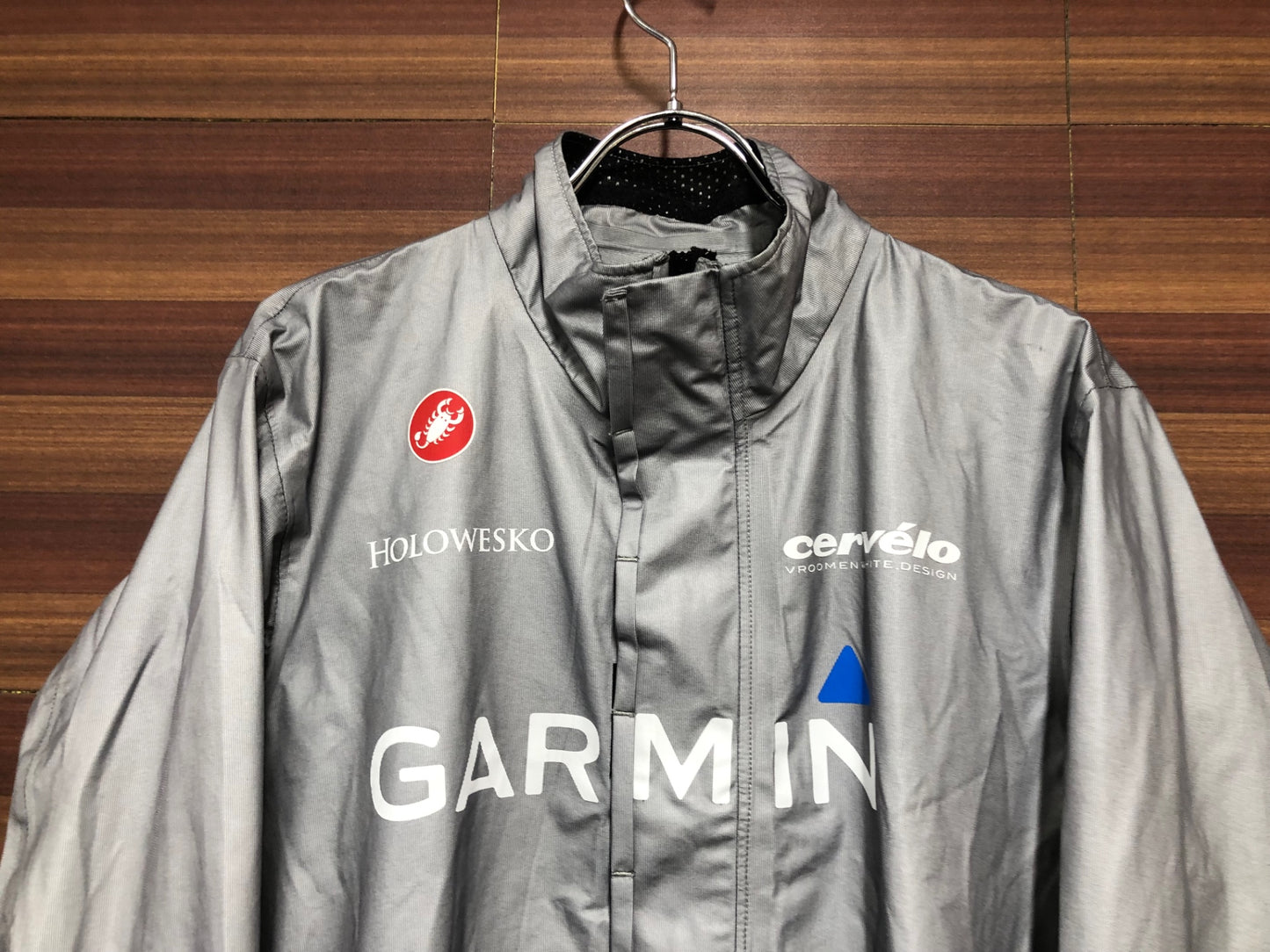 IJ062 カステリ CASTELLI ガーミン GARMIN ウィンドブレーカー グレー L