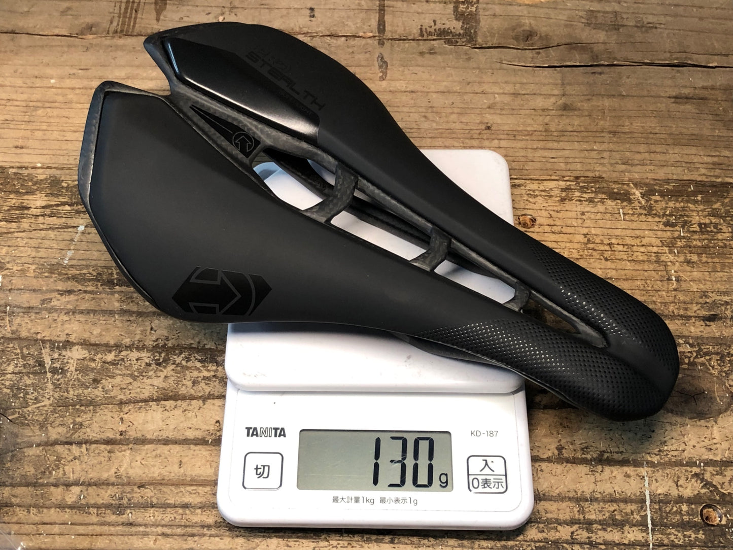 JD094 シマノプロ SHIMANO PRO STEALTH SUPERLIGHT サドル 黒 142mm カーボンレール