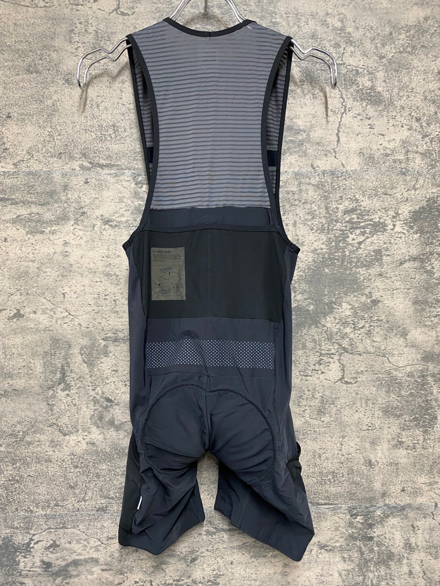 IV323 ラファ Rapha CARGO BIB SHORTS カーゴ ビブショーツ 黒 S
