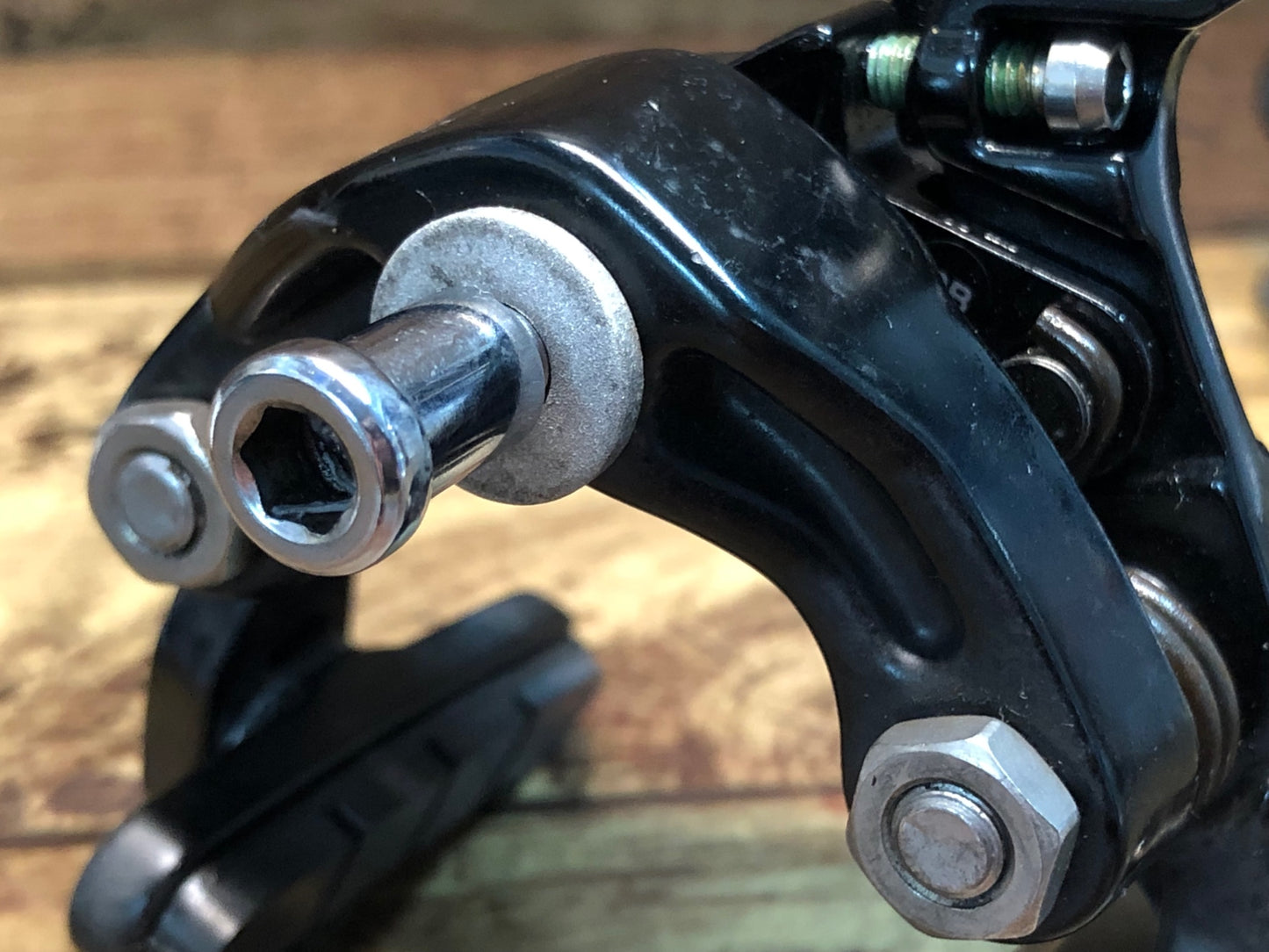 IL557 シマノ SHIMANO 105 BR-5800 ブレーキキャリパー 前後セット