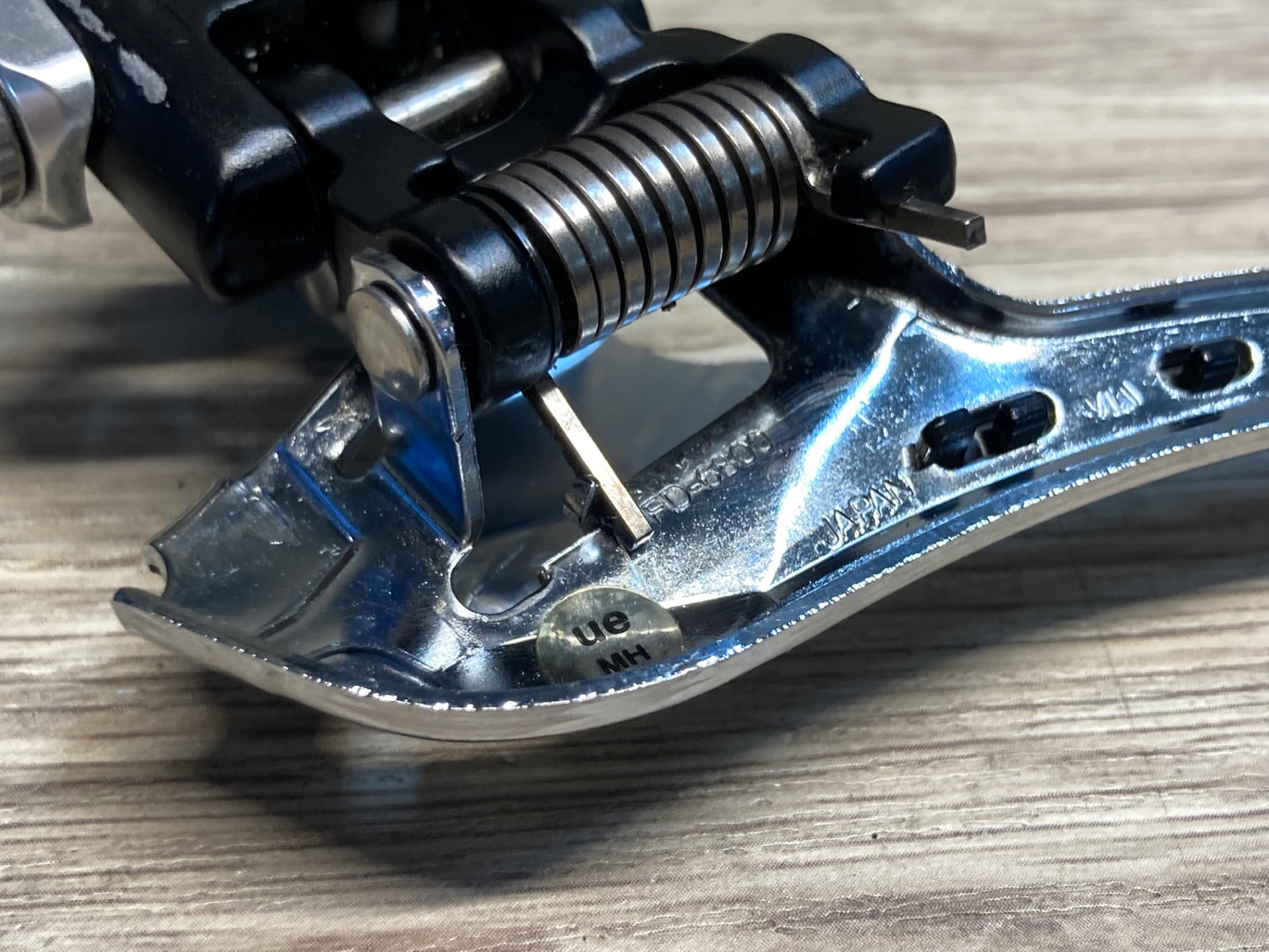 IY962 シマノ SHIMANO アルテグラ ULTEGRA FD-6800 フロントディレイラー 直付