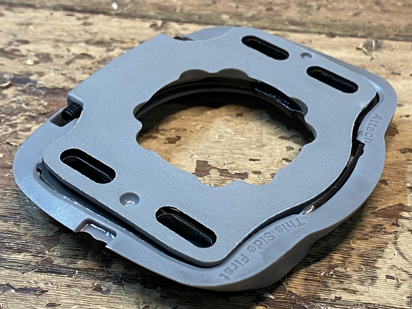 IJ570 ワフー スピードプレイ WAHOO SPEED PLAY イージーテンションクリート 未使用品