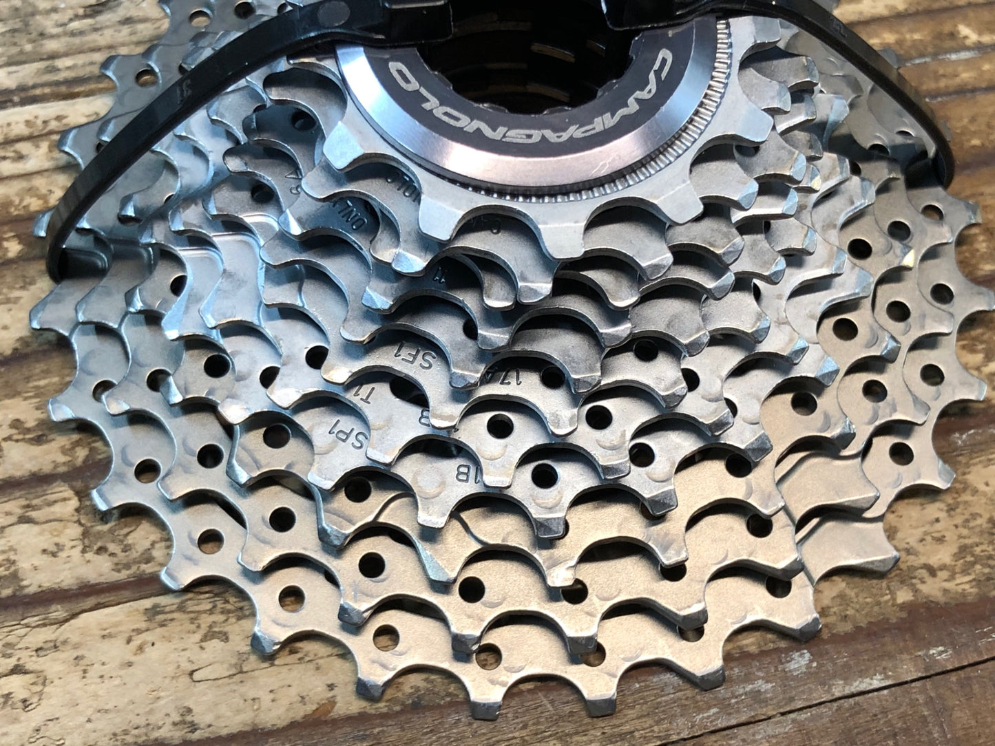 IY323 カンパニョーロ Campagnolo レコード RECORD スプロケット 12-29T 11S