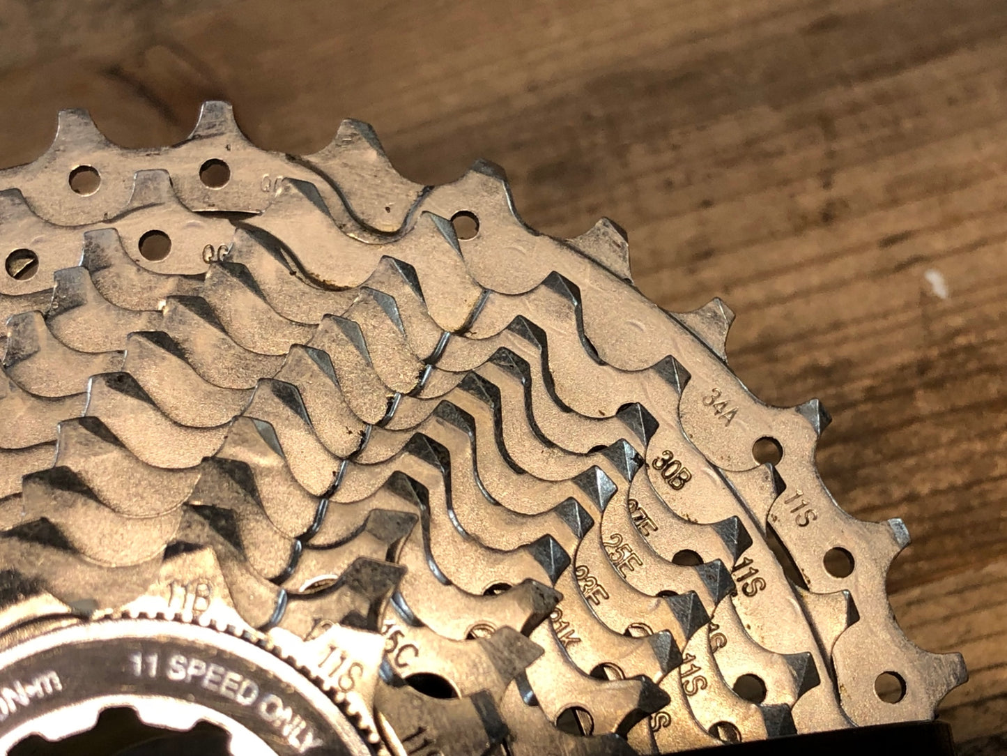 HW956 シマノ SHIMANO CS-HG700-11 スプロケット 11S 11-34T