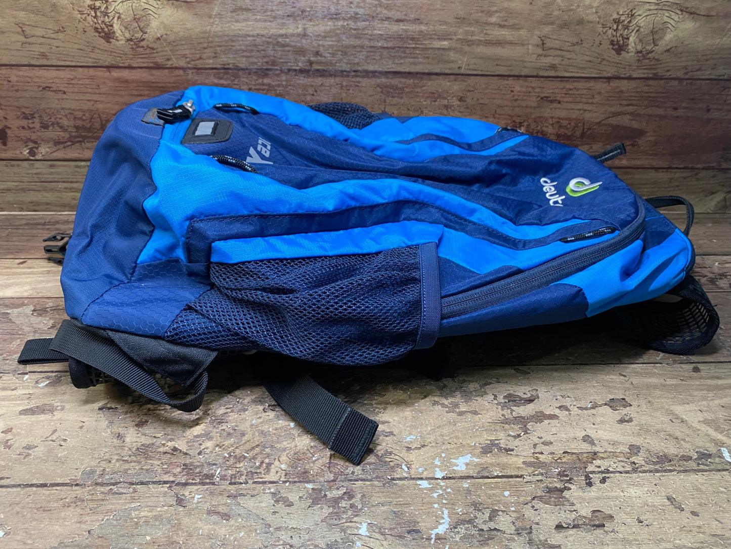 IM710 ドイター deuter RACE X バックパック リュックサック 青