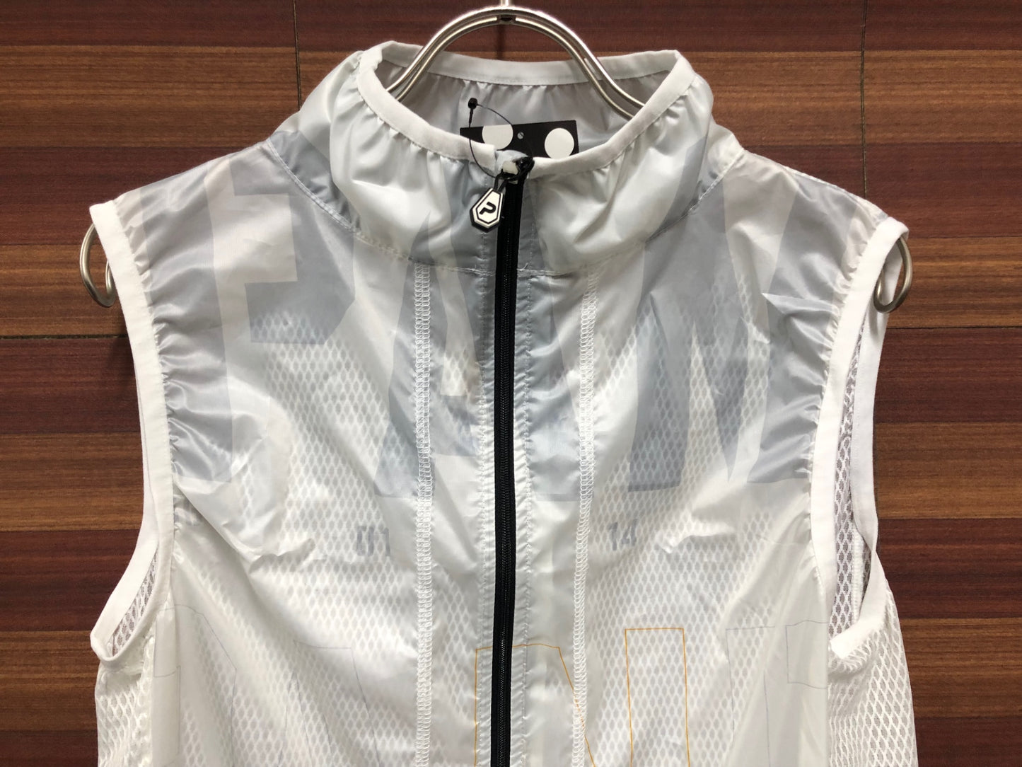 IQ218 パンダーニ PANDANI ジレ サイクルベスト 白 M