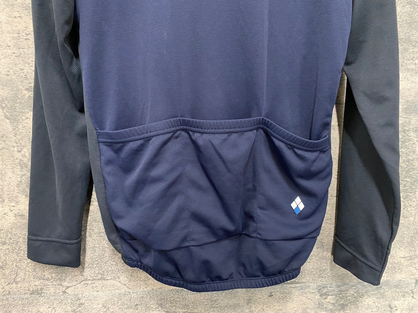 IX749 モンベル mont bell 長袖サイクルジャージ M 紺