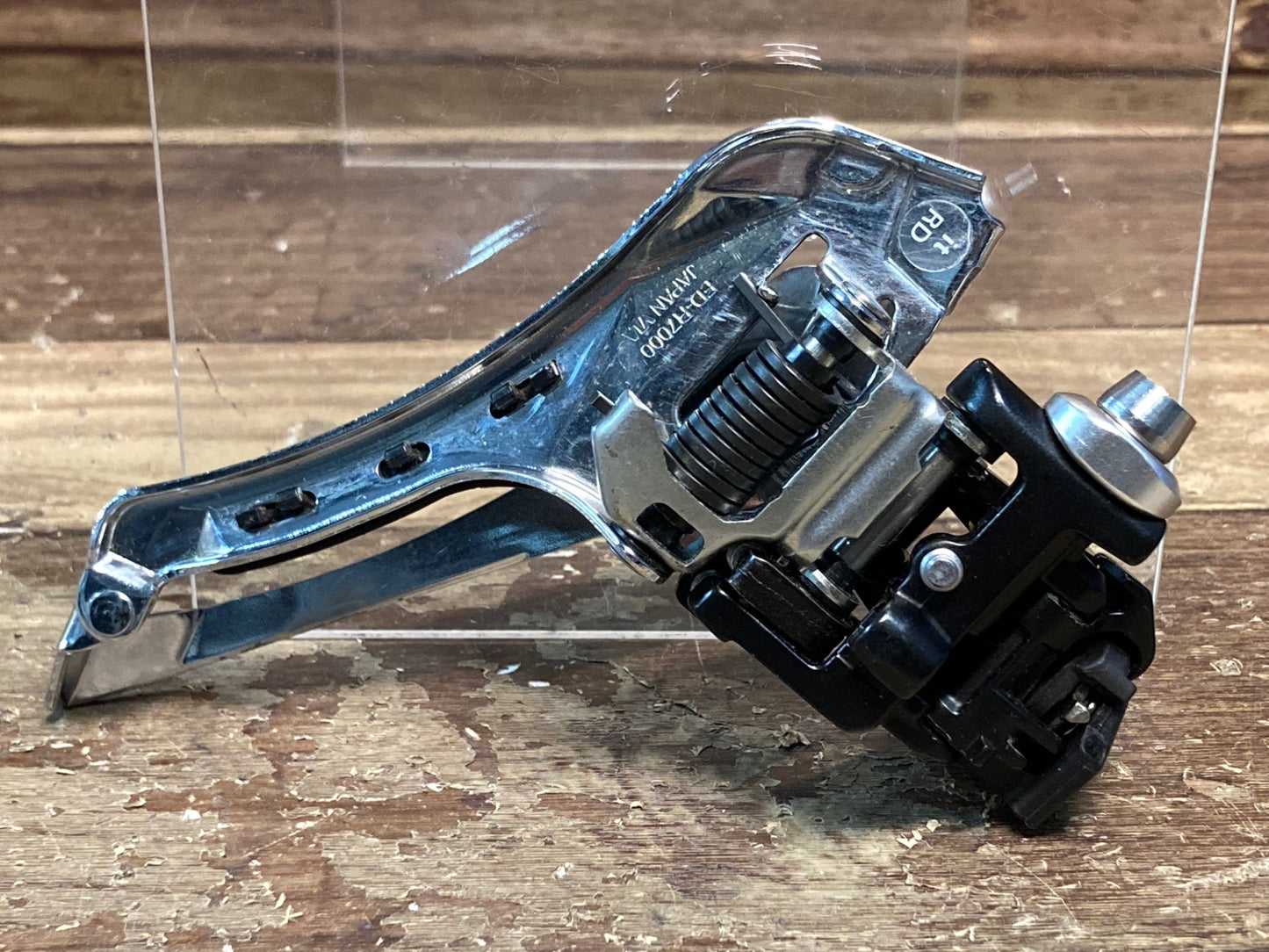 IL060 シマノ SHIMANO 105 FD-R7000 フロントディレイラー 2S 直付け 黒