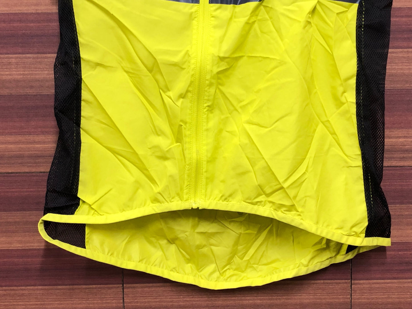 IO658 ラファ Rapha Brevet 反射ベスト ジレ M ネオンイエロー