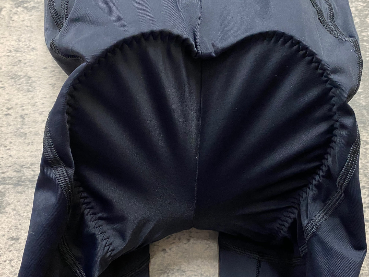 JD374 ブラックシープ BLACK SHEEP ビブショーツ 黒 青 赤 M