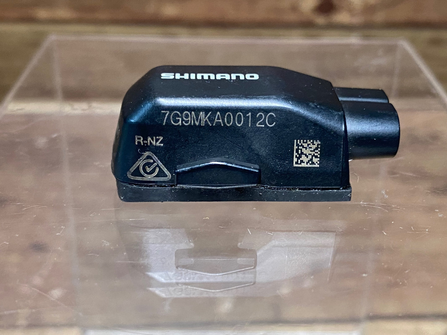 IF697 シマノ SHIMANO EW-WU101 ワイヤレスユニット 2ポート Di2 電動