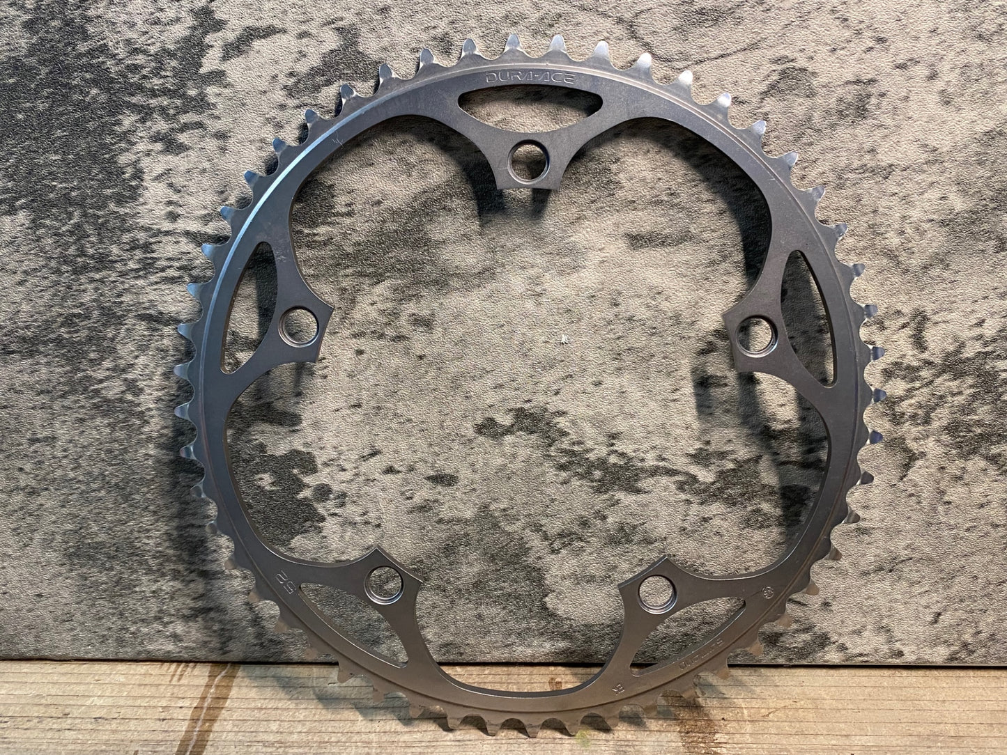 IP853 シマノ SHIMANO デュラエース DURA-ACE NJS チェーンリング 52T PCD144 トラック
