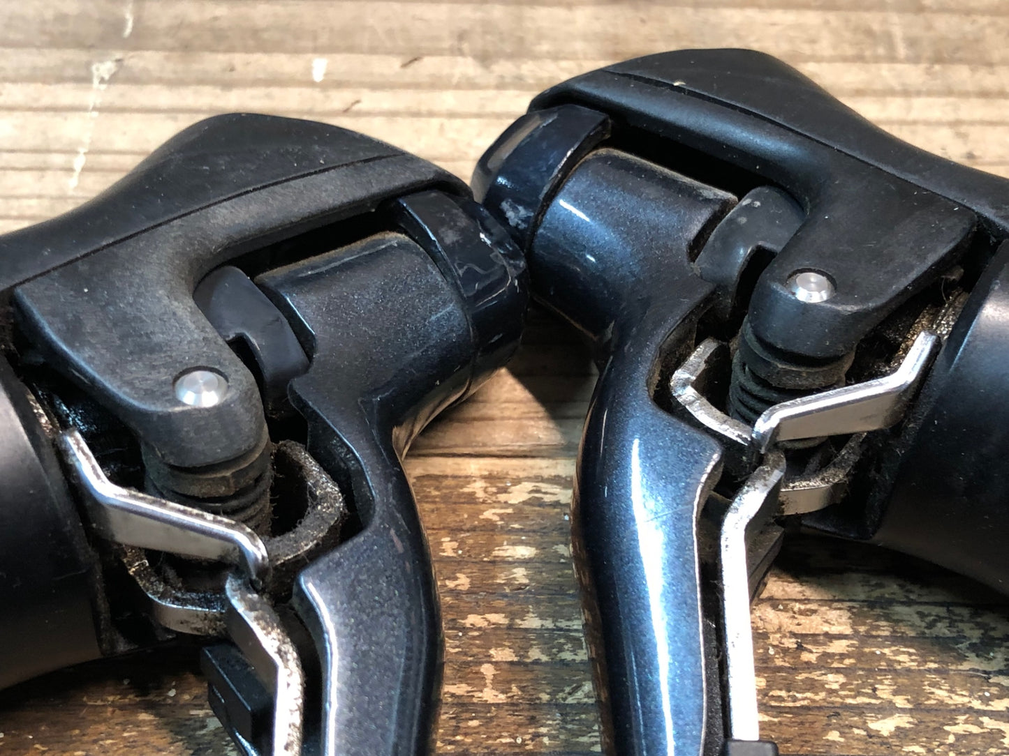 IN793 シマノ SHIMANO ソラ SORA ST-R3000 STIレバー セット 2x9s