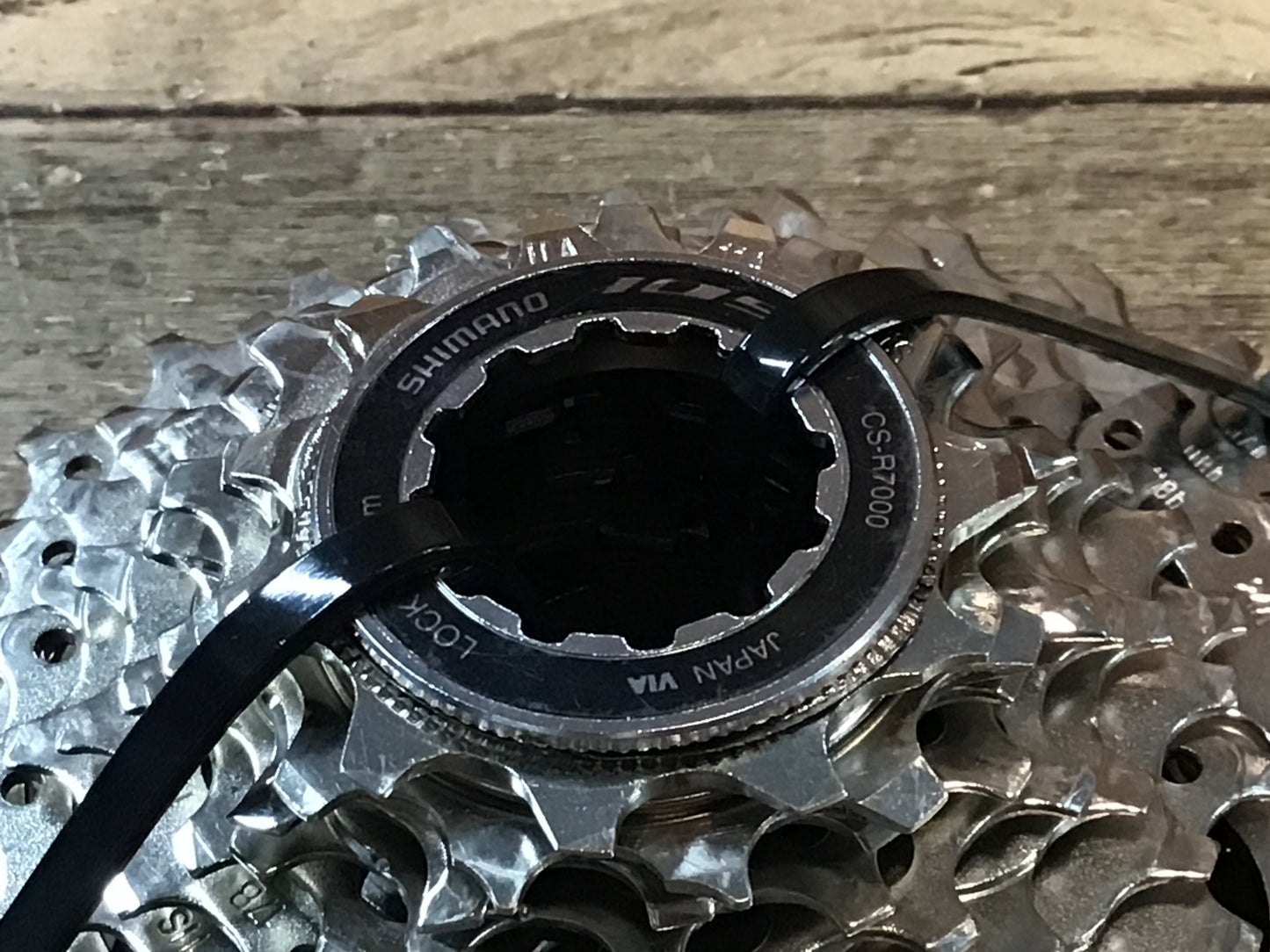 HX441 シマノ SHIMANO 105 CS-R7000 スプロケット 11-30T 11S