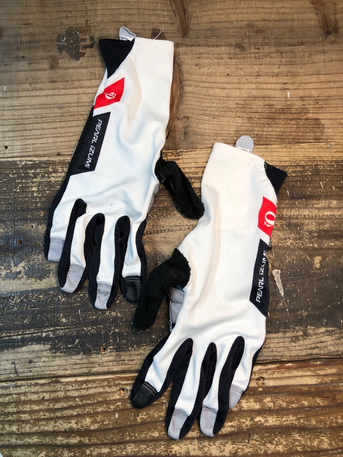 IT088 パールイズミ PEARL iZUMi 長指 グローブ 白 黒 M