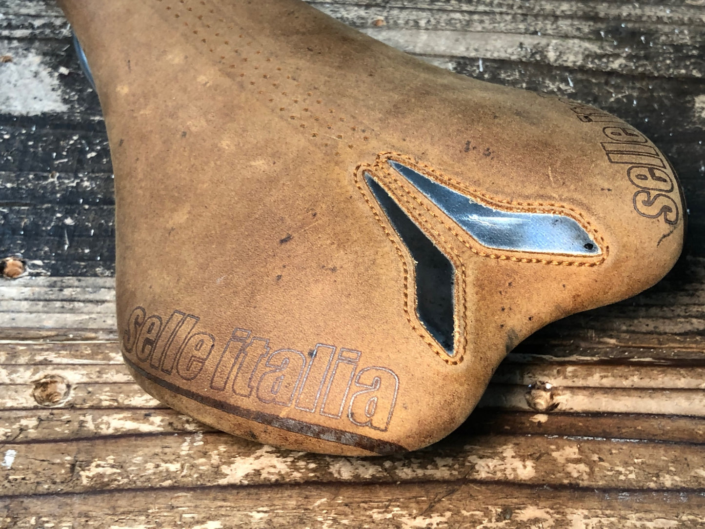 IW184 セライタリア selle ITALIA ヌバック SLR NUBUK S1 レザー サドル 茶 Ti316レール