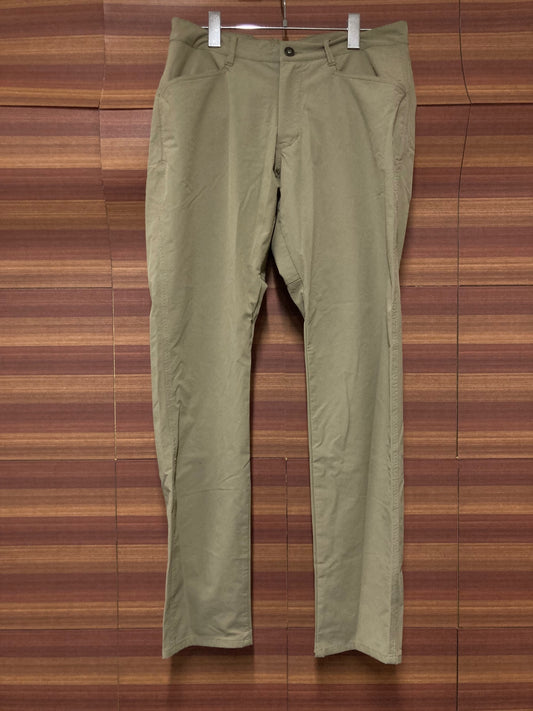 IS626 カペルミュール Kapelmuur サイクルパンツ M カーキ 7分丈