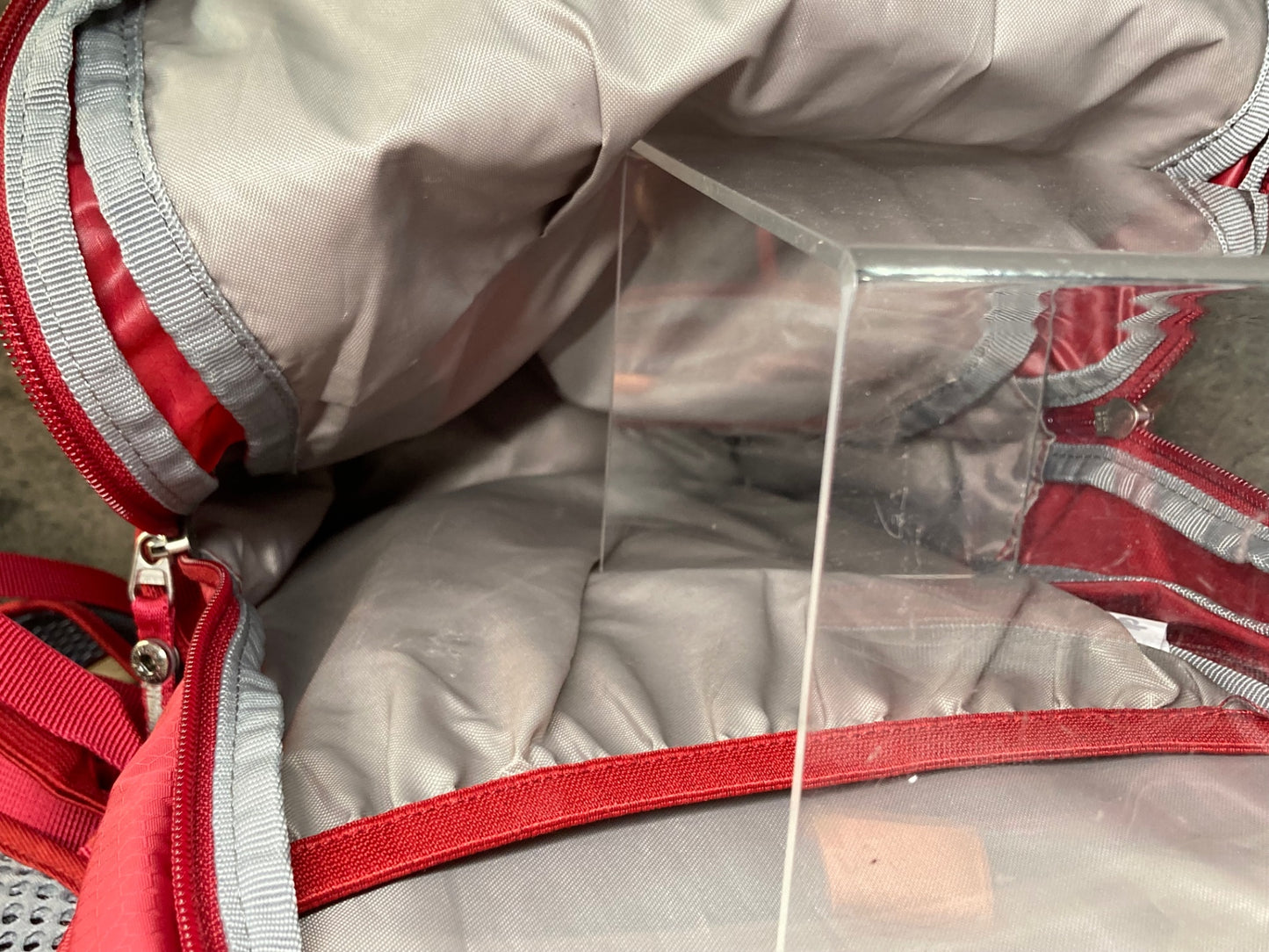 IT505 ドイター deter バックパック RACE EXP 赤