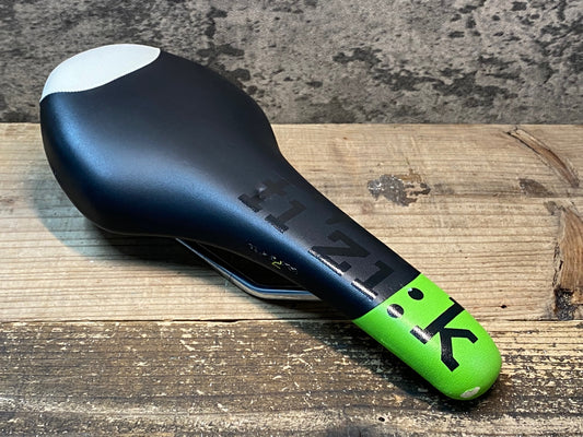 IO986 フィジーク FIZIK ツンドラ TUNDRA2 サドル KIUMレール 黒 緑 実測125mm