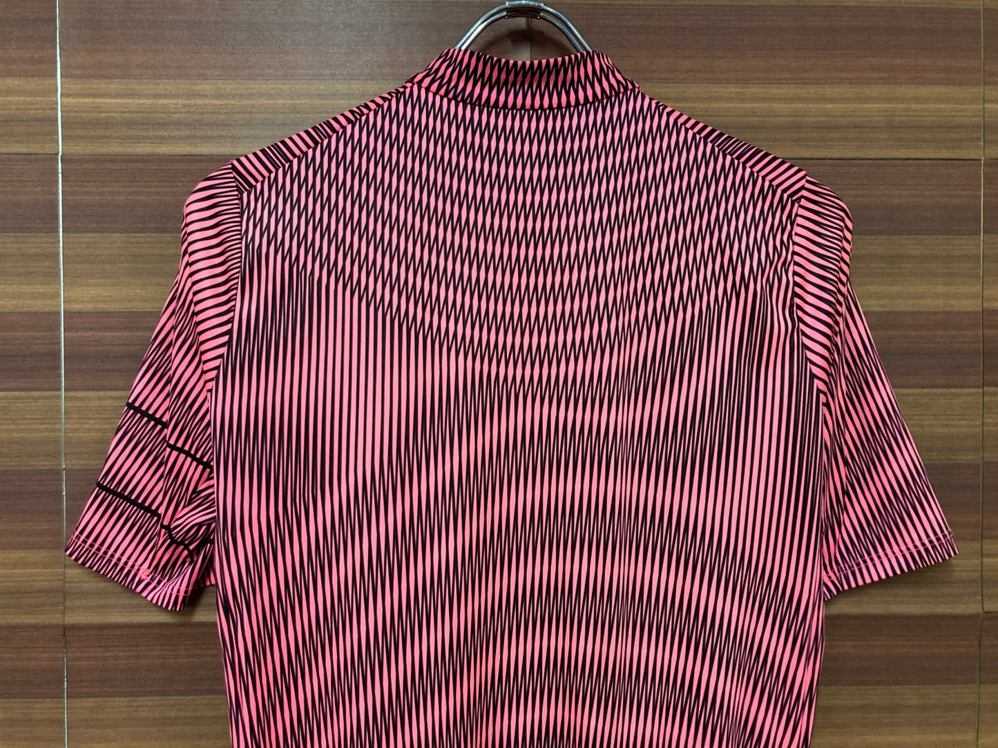 IO435 ラファ Rapha PRO TEAM FLY WEIGHT JERSEY 半袖 サイクルジャージ ピンク 黒 総柄 M