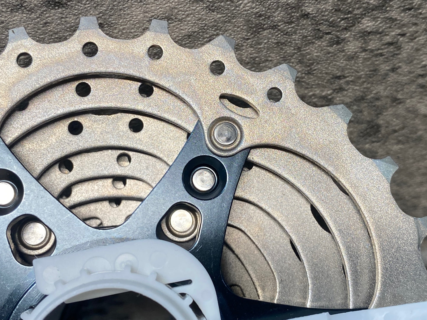 IT930 シマノ SHIMANO アルテグラ ULTEGRA CS-R8000 スプロケット 11-30T 未使用