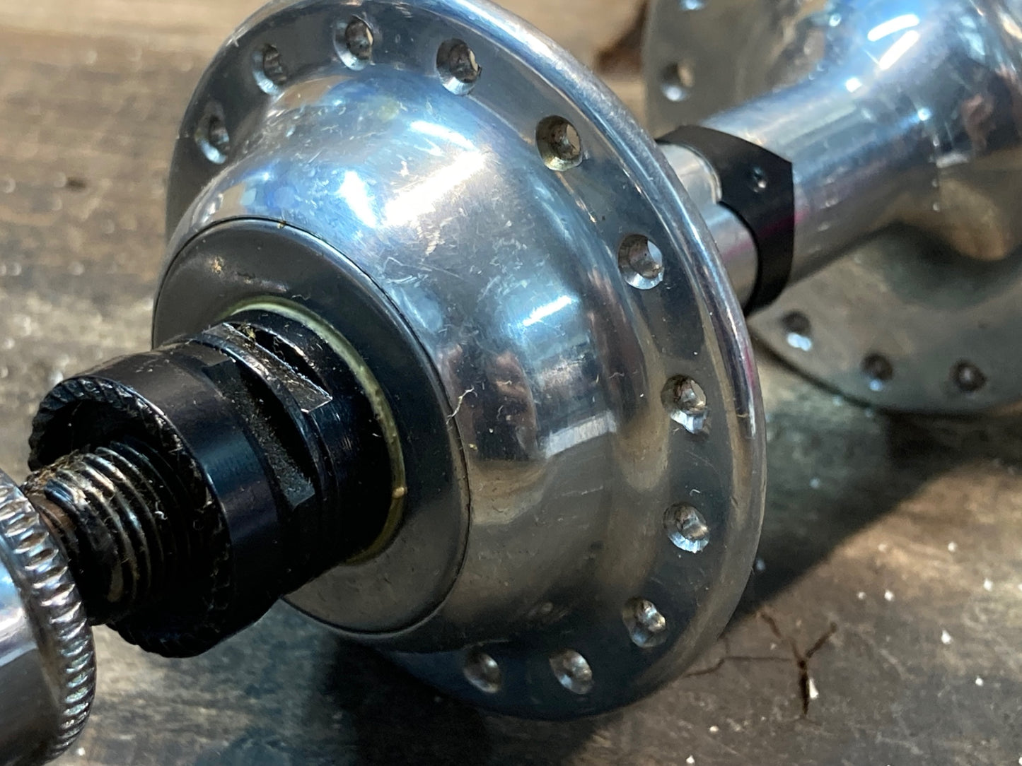 IL956 カンパニョーロ Campagnolo レコード RECORD ハブセット 32H OLD100×126mm BSCネジ