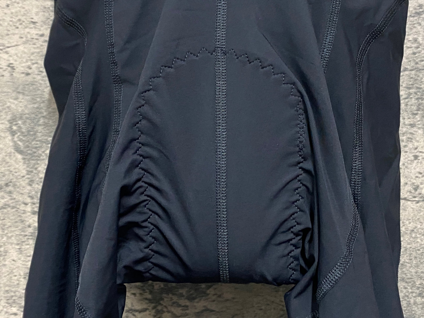 IZ239 ビオレーサー BiORACER ビブショーツ 黒 白 XS