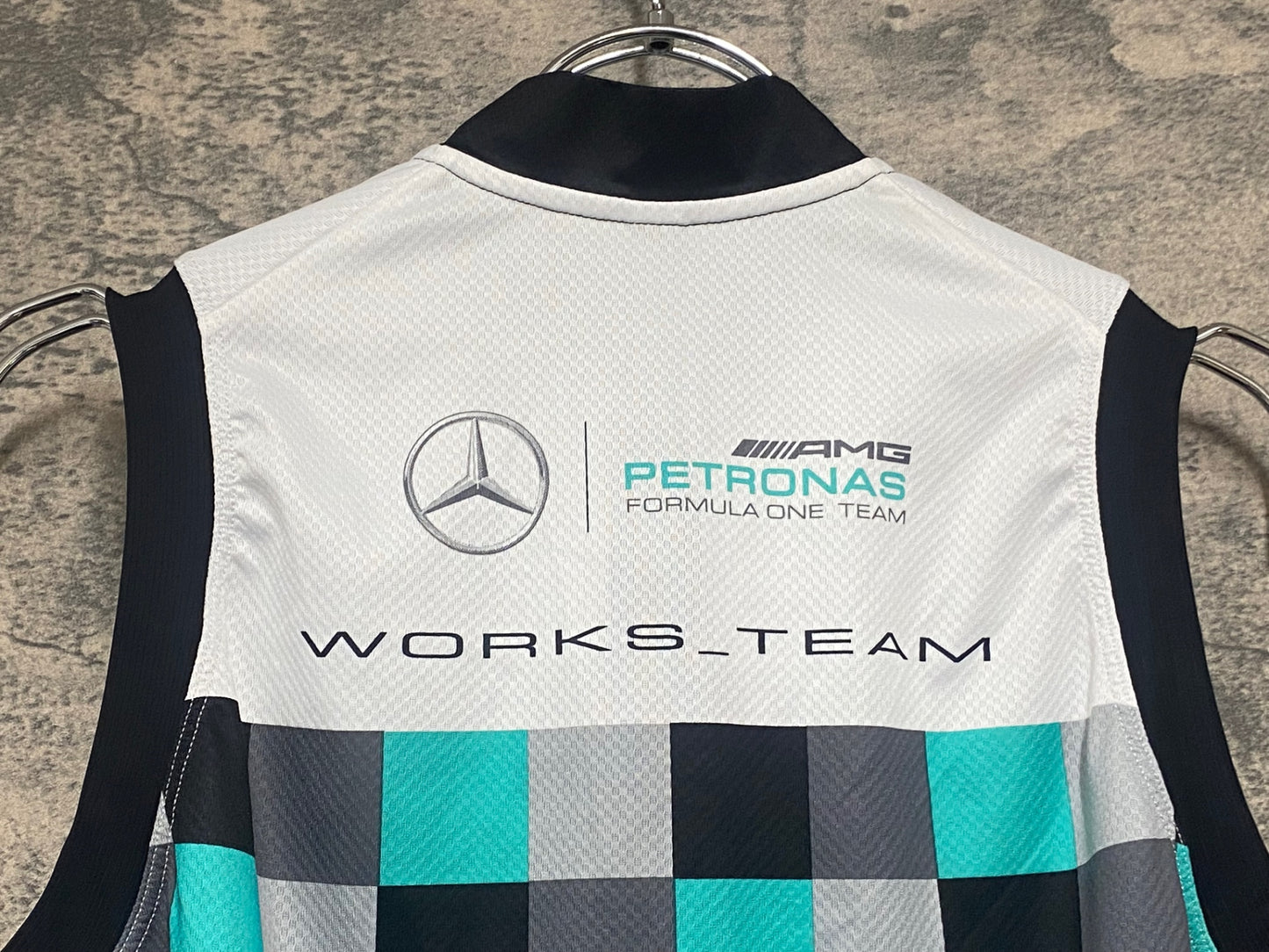 JB901 アソス ASSOS AMG NS.WORKS TEAM JERSEY EVO8 ノースリーブ サイクルジャージ 白 黒 緑 ※Sサイズ相当