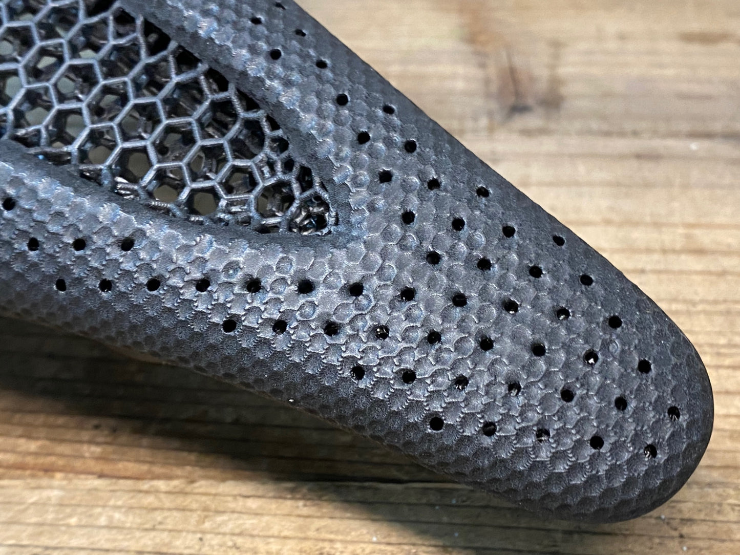 IY381 スペシャライズド SPECIALIZED POWER PRO MIRROR HOLLOW Tiレール サドル 155mm