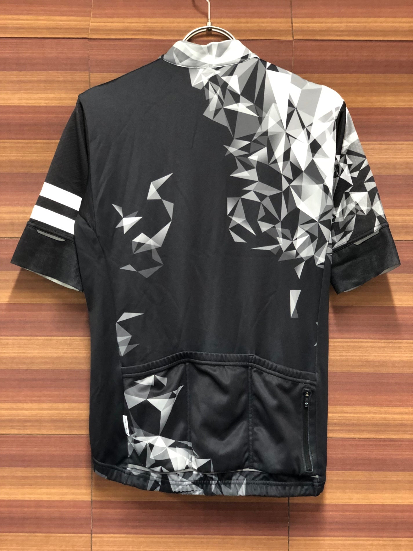 IP751 パールイズミ PEARL iZUMi 半袖サイクルジャージ 黒白 L