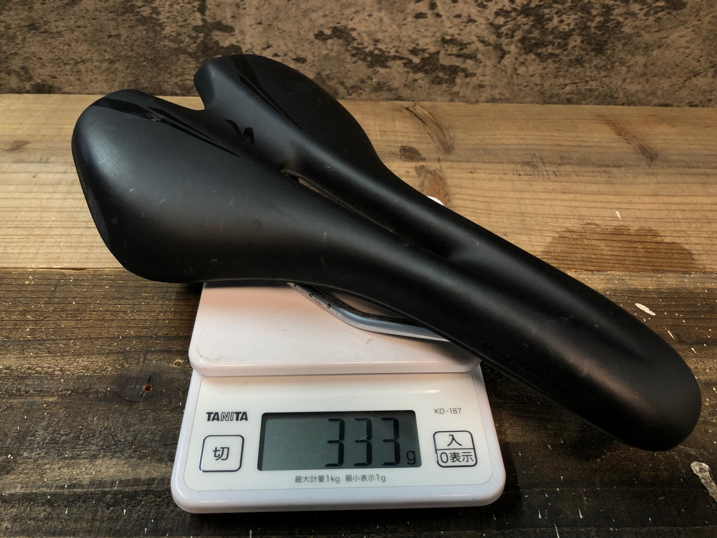 IP417 スペシャライズド SPECIALIZED Power Expert サドル 黒 143mm Hollow Tiレール