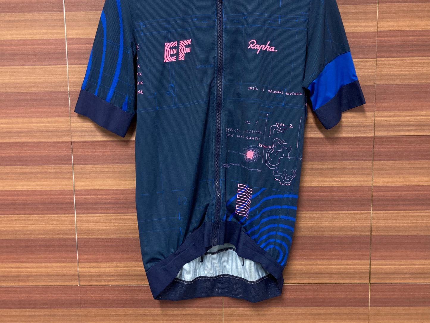 IS669 ラファ RAPHA EF PRO TEAM TRAINING JERSEY 半袖 サイクルウェア 紺 ピンク M