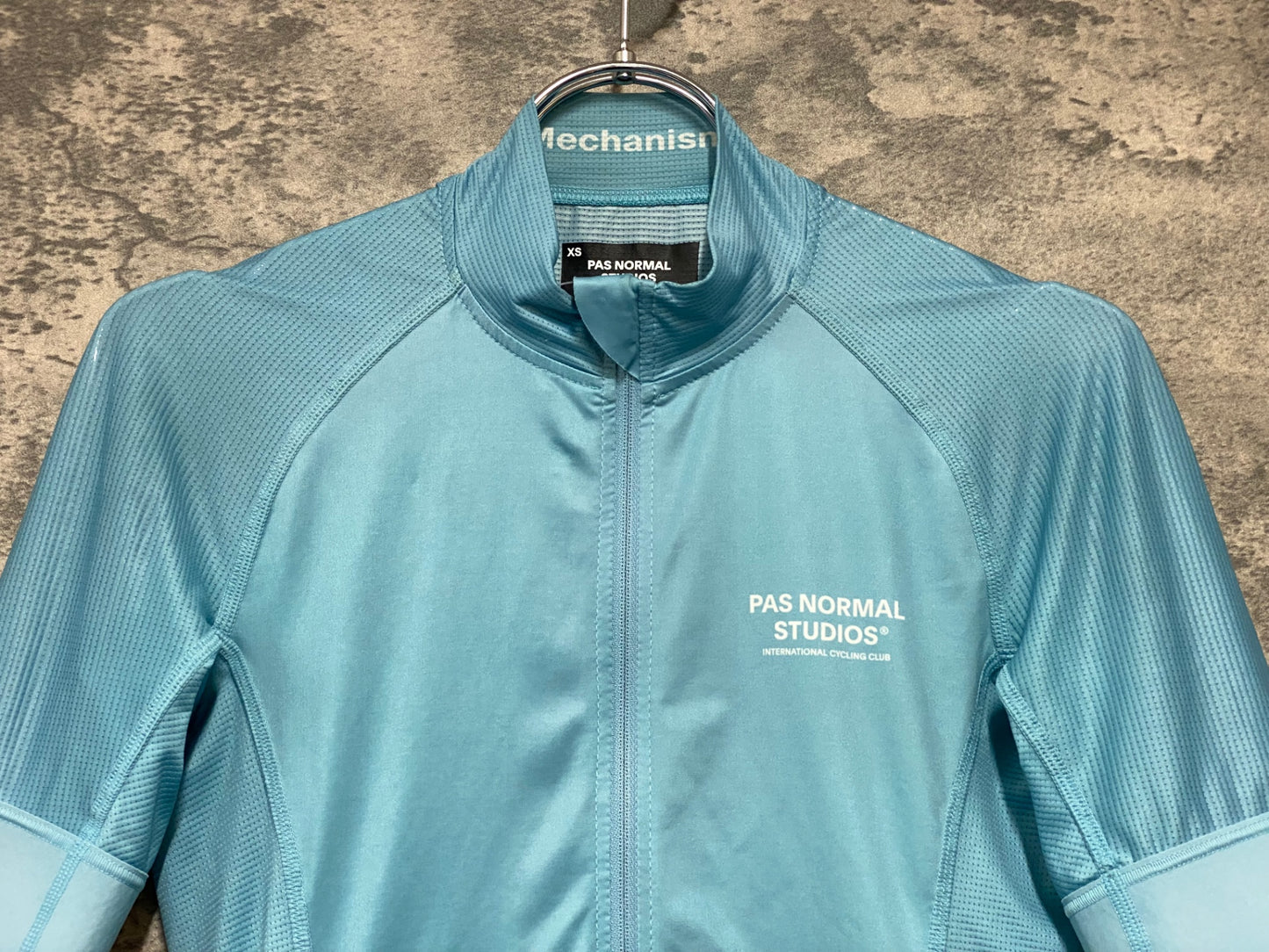 JC418 パスノーマルスタジオ Pas Normal Studios | Men's Mechanism Jersey 半袖 サイクルジャージ スカイブルー XS