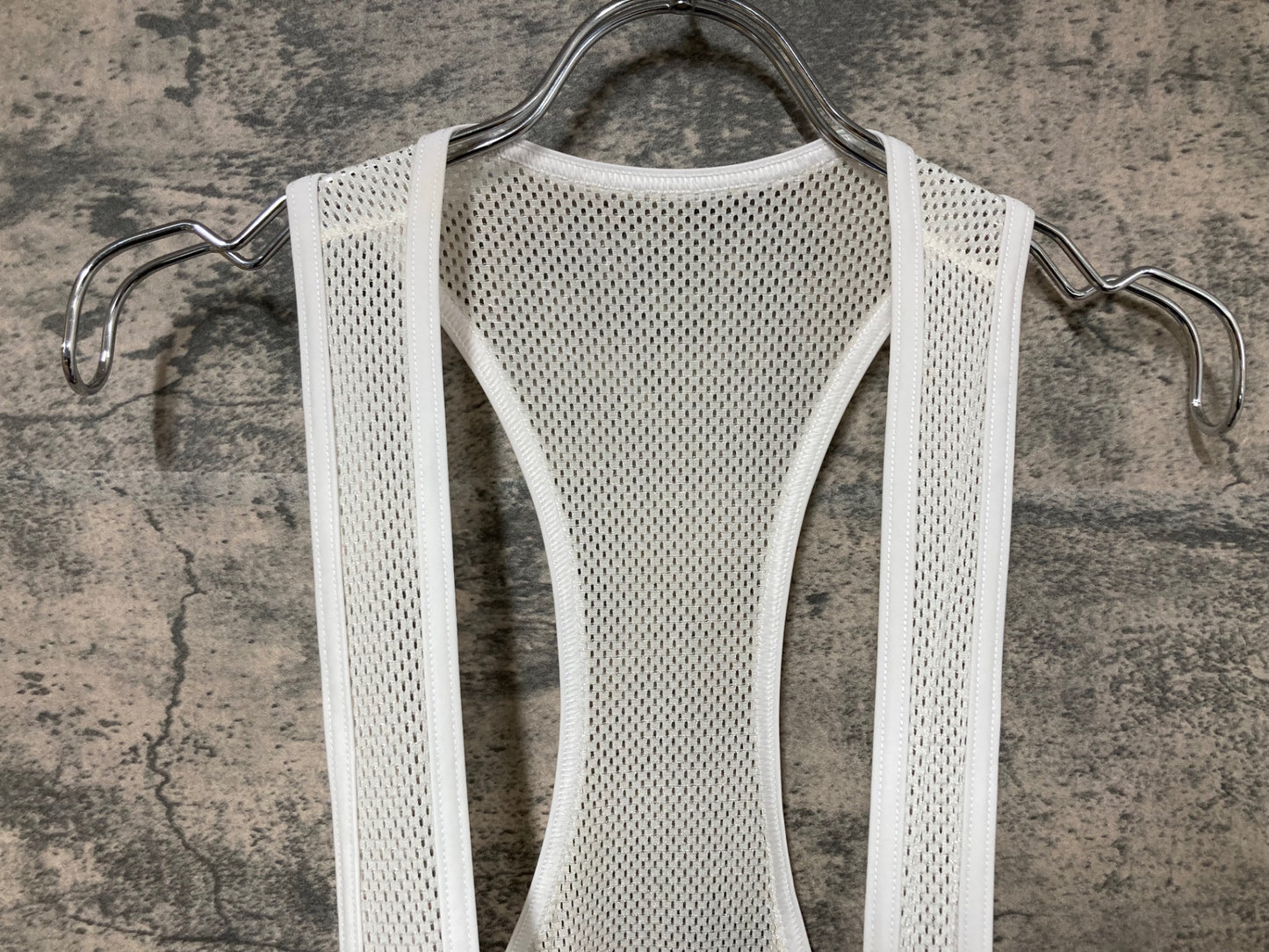 IY628 パンダーニ Pandani ビブショーツ 白 黒 XL