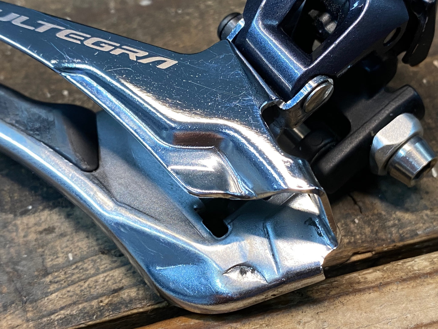 IV003 シマノ SHIMANO アルテグラ ULTEGRA RD-R8000 フロントディレイラー 直付け