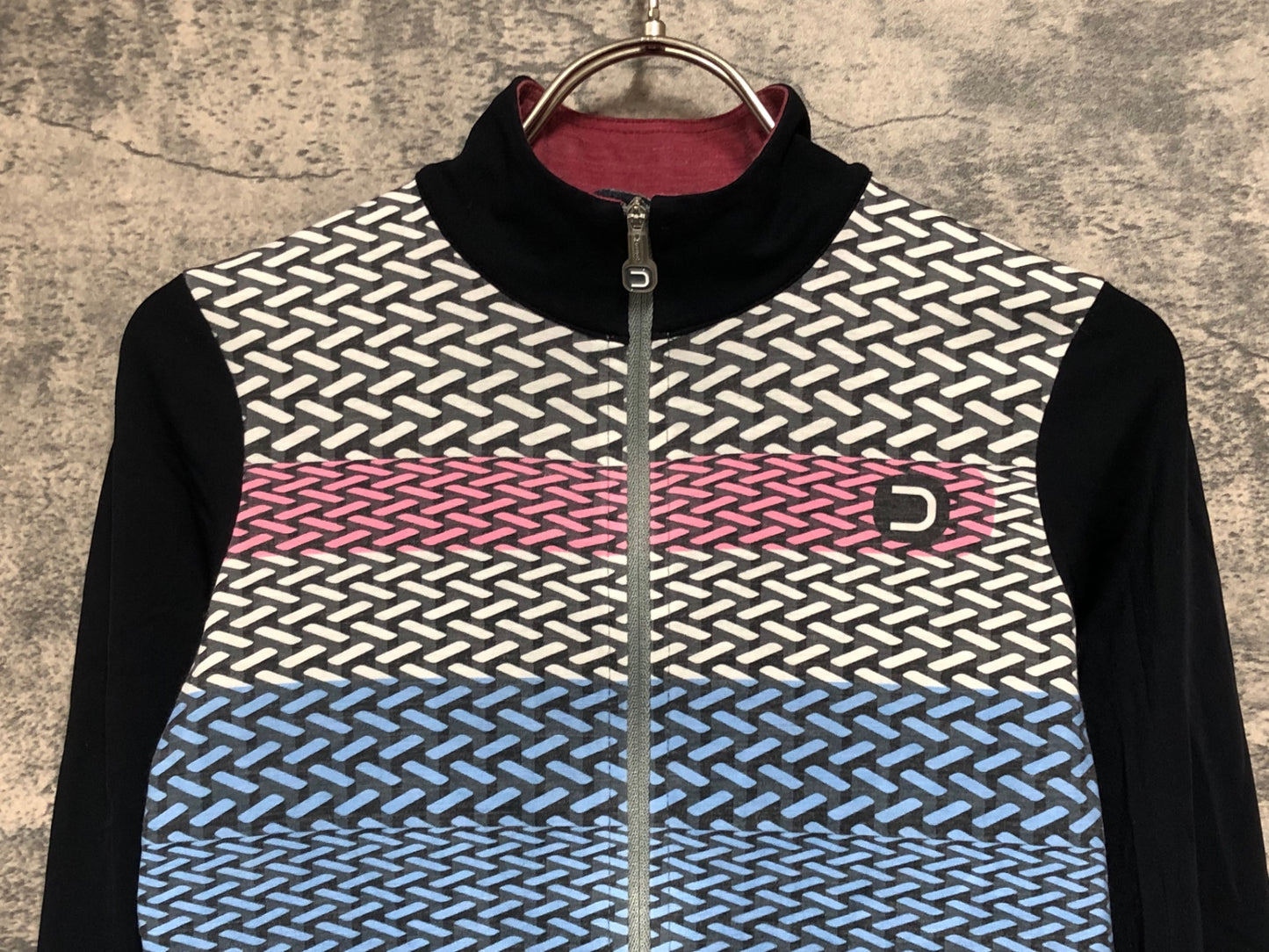 IY188 ドットアウト DOTOUT 長袖 サイクルジャージ 黒 総柄 XS