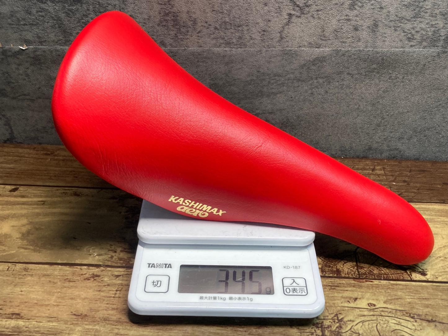 IS182 カシマックス KASHIMAX aero サドル レッド