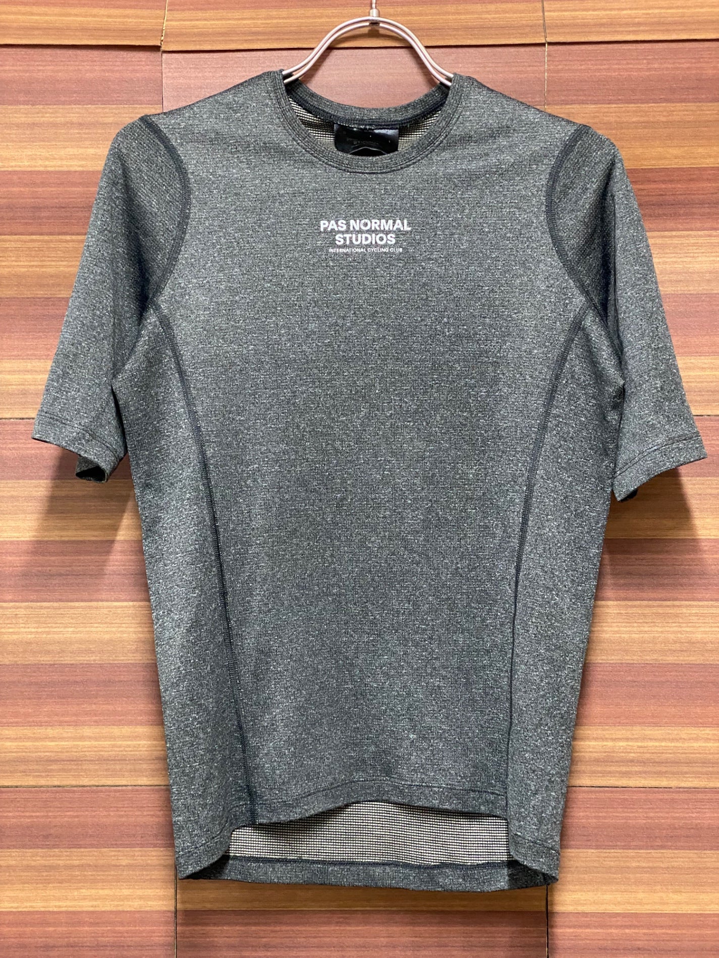IU947 パスノーマルスタジオ PAS NORMAL STUDIOS 半袖 べースレイヤー グレー S POLARTEC