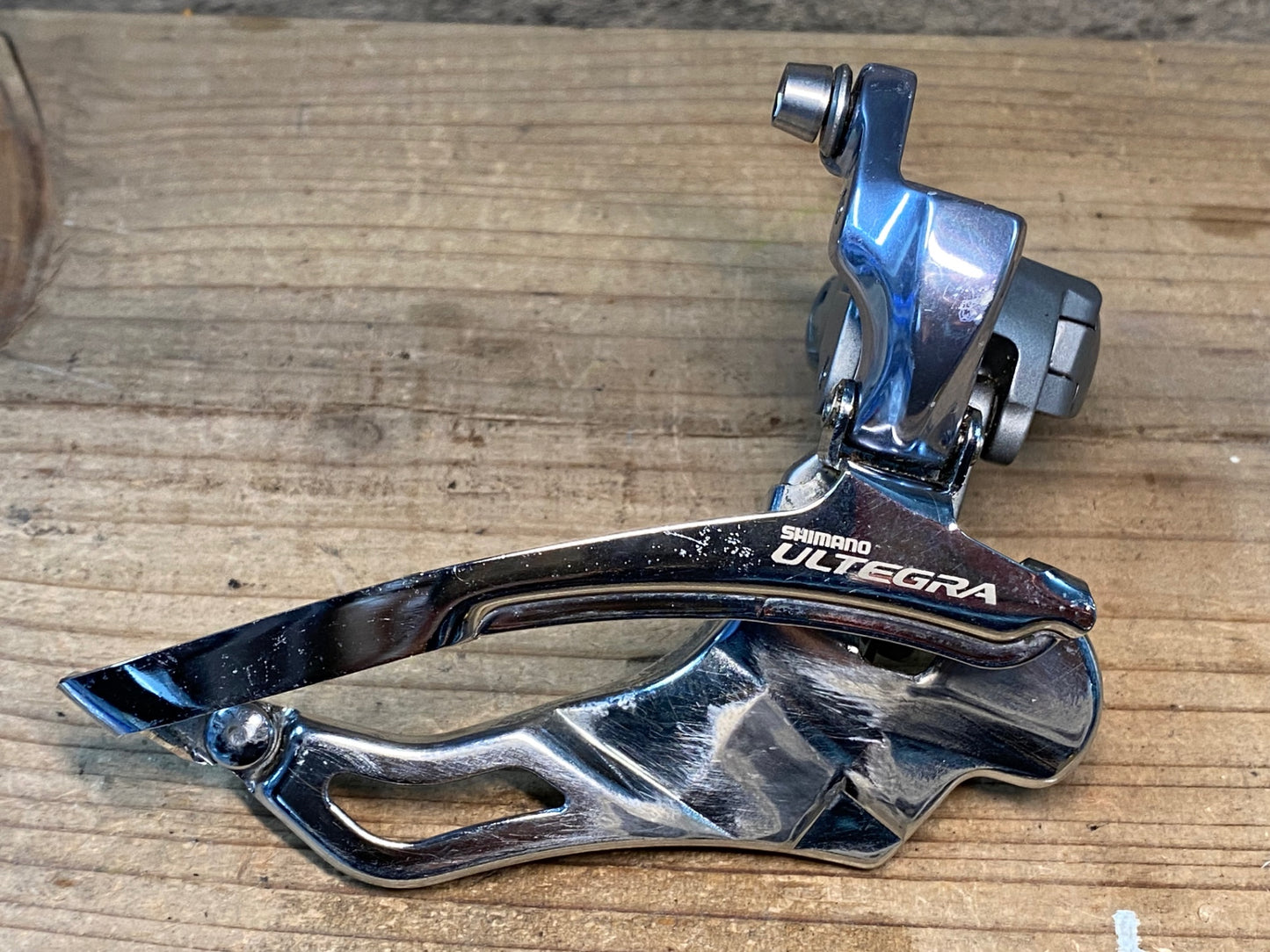 IY652 シマノ SHIMANO アルテグラ ULTEGRA FD-6703 フロントディレイラー バンドΦ31.8 3s