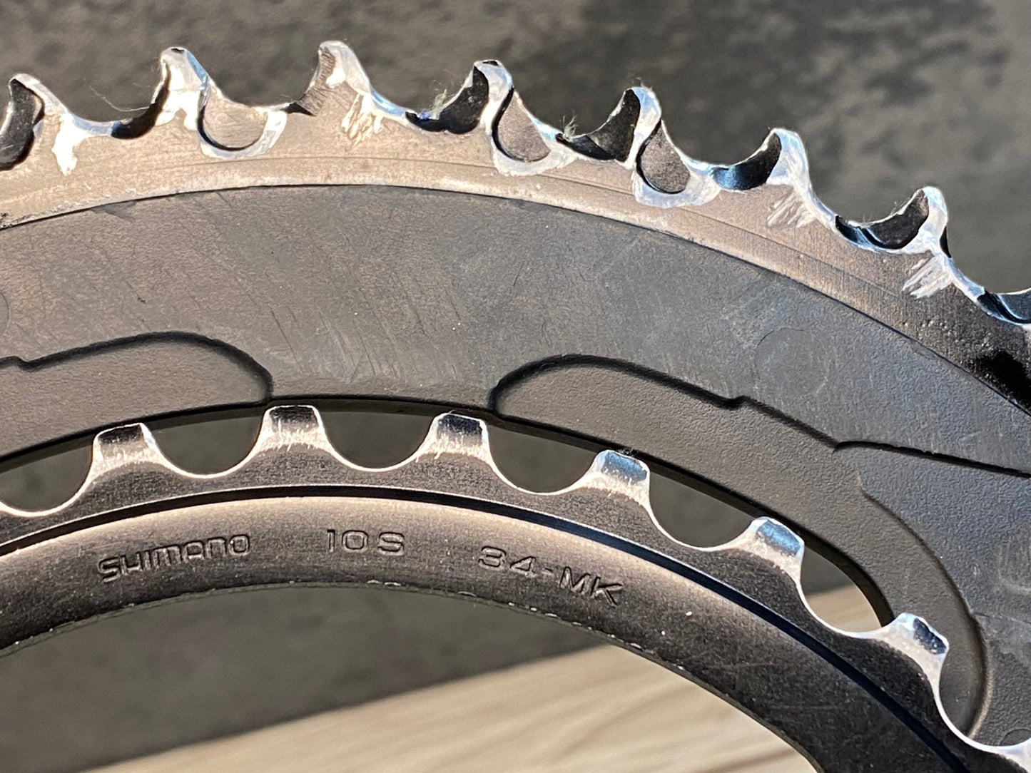 IK043 シマノ SHIMANO ティアグラ Tiagra FC-4700 クランクセット 50/34T 165mm