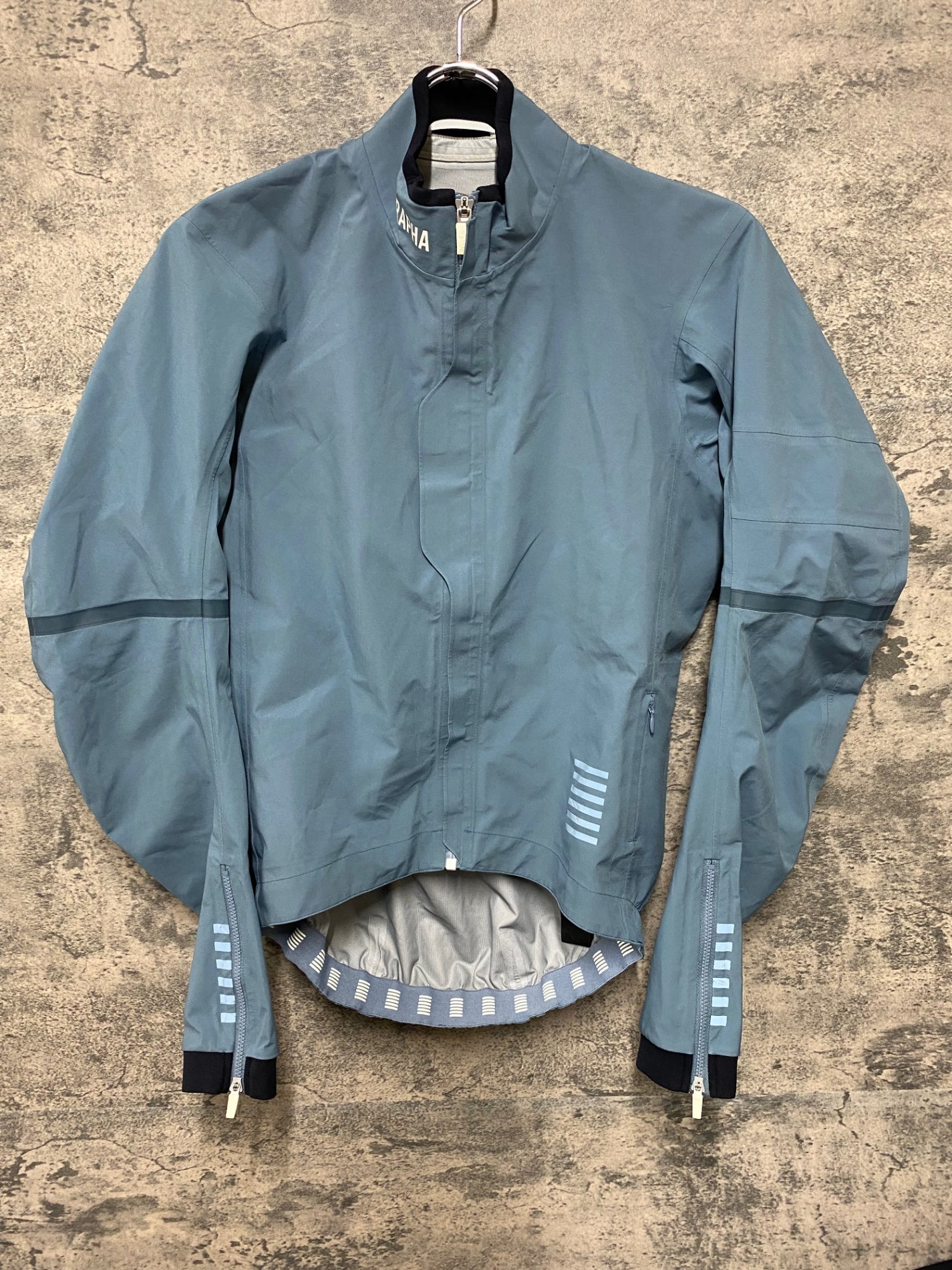 JB710 ラファ RAPHA SOUPLESS RACE CAPE サイクルジャケット グレー S