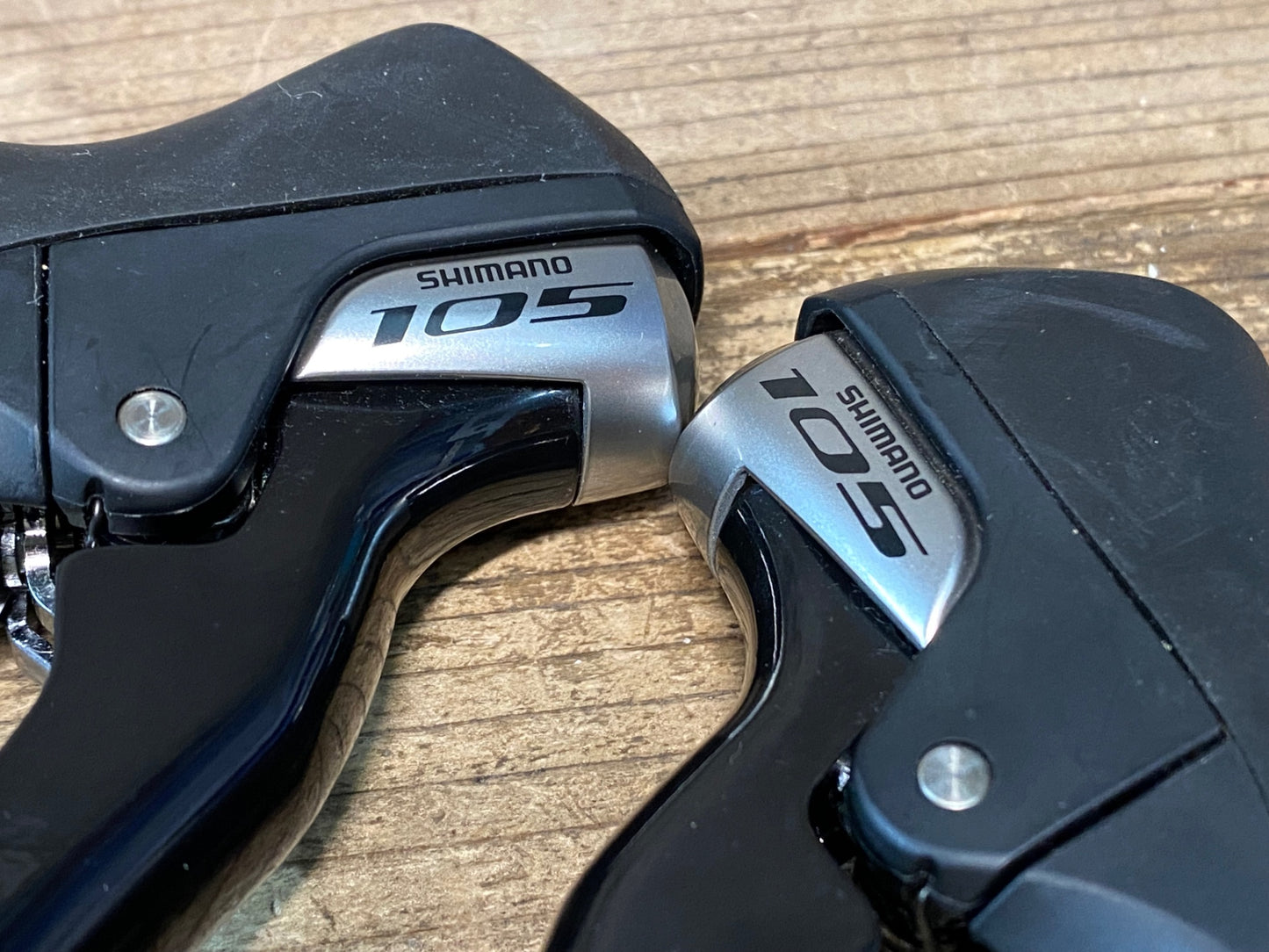 IT141 シマノ SHIMANO 105 ST-5800 STIレバー 2x11S